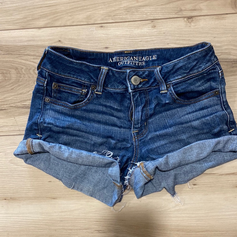 American Eagle Size 4 Super Stretch Jean Shorts